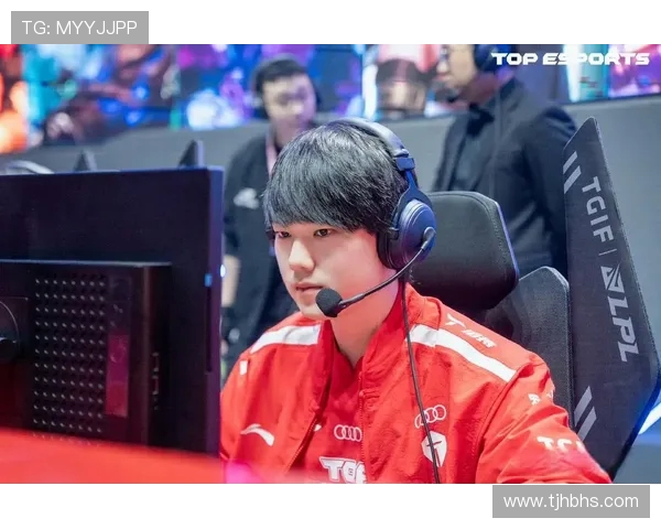 深入分析TES战队边路渗透打法的战术特点与应用效果 深入分析TES战队边路渗透打法的战术特点与应用效果