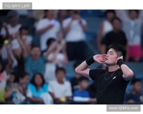 网球盛宴：深入探索杭州网球队的灵活战术与训练秘诀