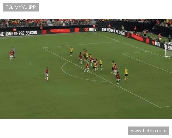 2016年曼联与多特蒙德激战回顾：经典对决与精彩瞬间的深度解析