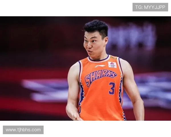 李根:从篮球场上的传奇到人生舞台的奋斗者之路 李根:从篮球场上的传奇到人生舞台的奋斗者之路