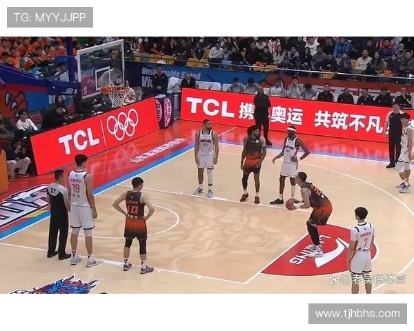 辽宁队与广厦队12月13日激战正酣期待精彩对决与球员表现的巅峰时刻