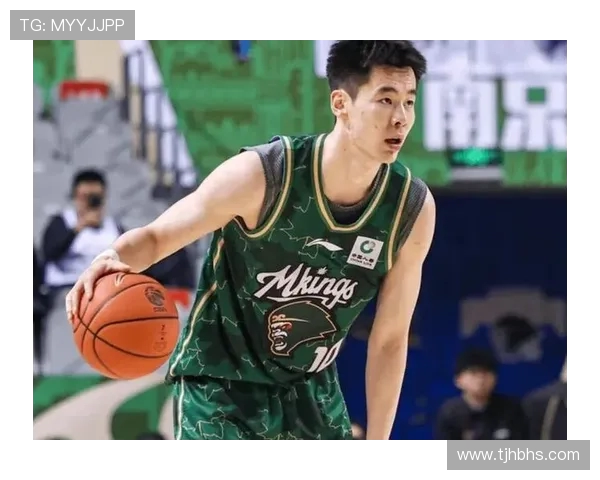 郭昊文：从篮球新星到职业生涯的精彩转折与未来展望