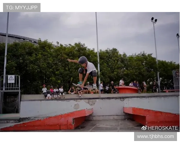 广州滑板队的反击之路：探索滑板文化与团队精神的深度融合